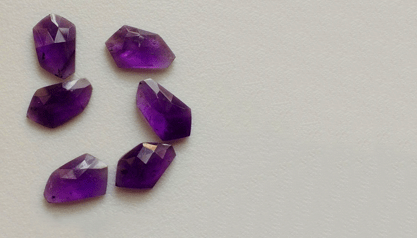 What are the popular cuts in gemstones?